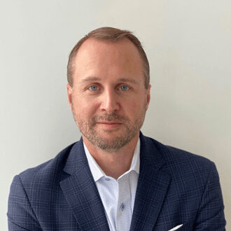 ChrisSizemore_web_Bio_b (more-bg)